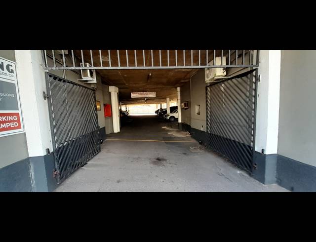 350M² OFFICE TO LET IN ESSENWOOD